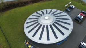 Solaranlage auf einen Runden Gebeude